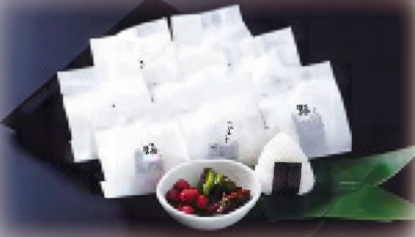 株式会社駕徳（かごとく）が堺市の通夜向けに提供するおにぎりと漬物のセット写真