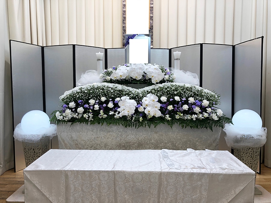 堺市立斎場での家族葬プランの祭壇写真